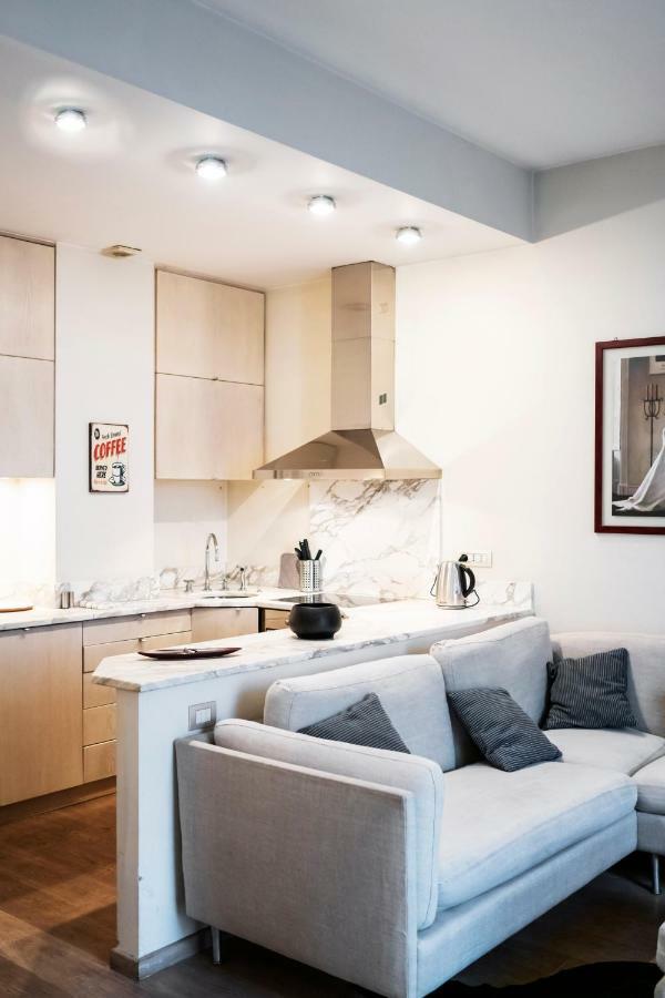Santo Stefano Luxury Apartment Milano Exteriör bild